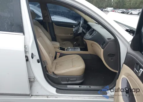 2011 Hyundai Genesis 4.6 z USA, uszkodzony, nr VIN KMHGC4DF5BU114384